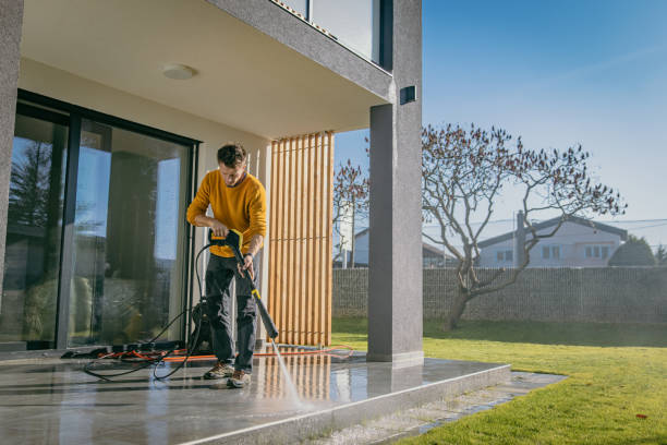 Best Pool Deck Cleaning  in Shelton, NE